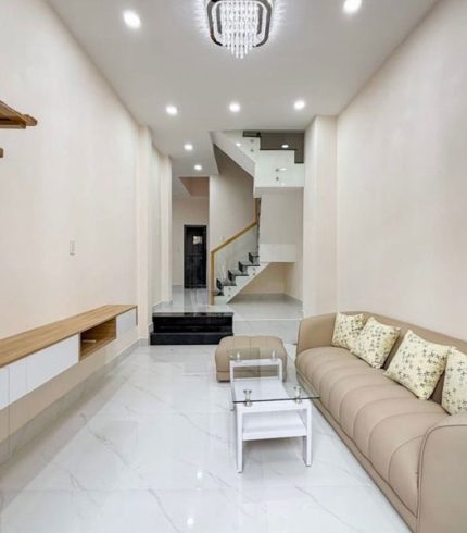mua-nha-973-1-1.jpg